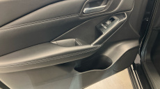 Nissan Qashqai 1.3 DiG-T MH N-Connecta 5dr Petrol Hatchback